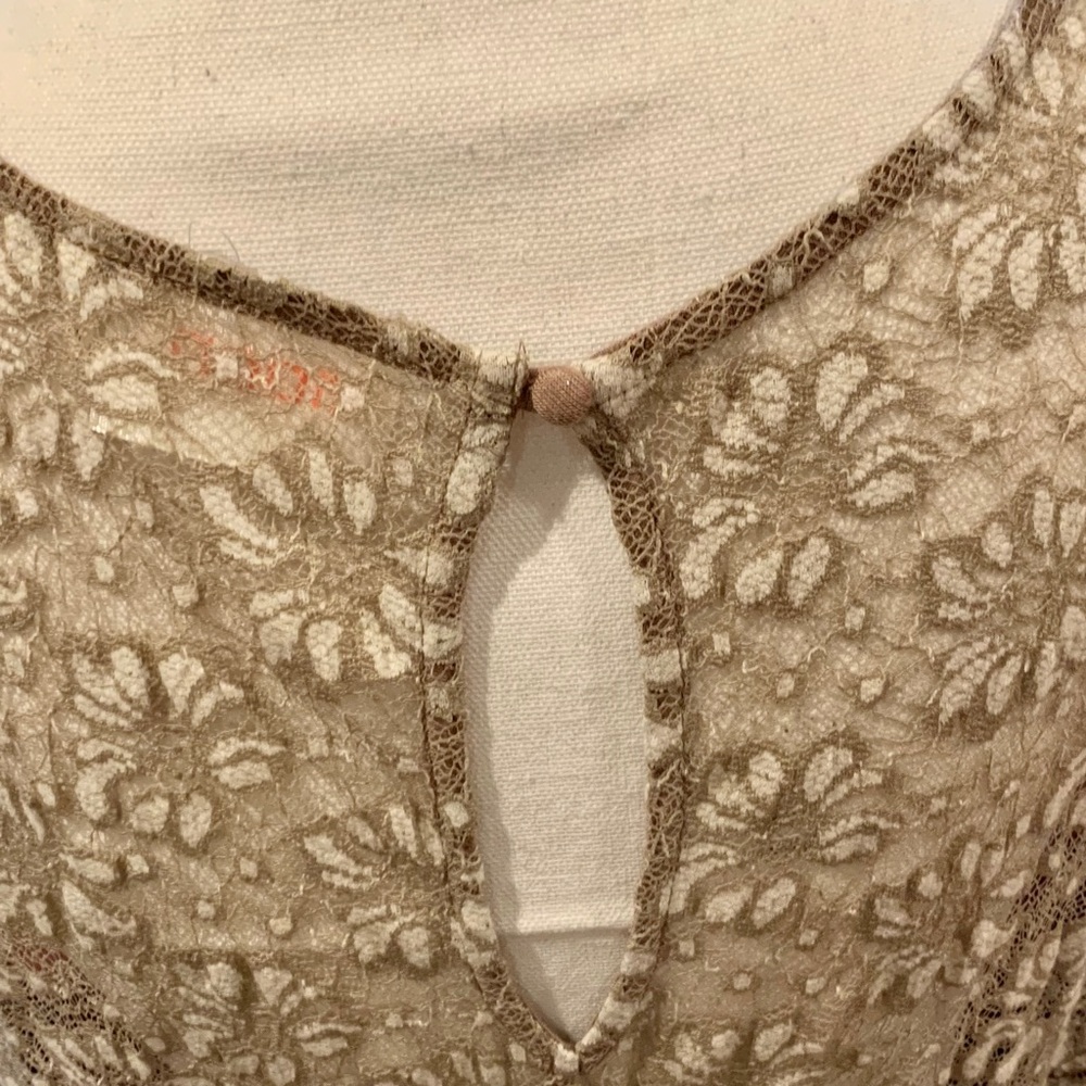 Moon Collection Dress - Picture 4 of 10